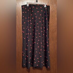 Black and Red Lip Patterned Skirt. Size L